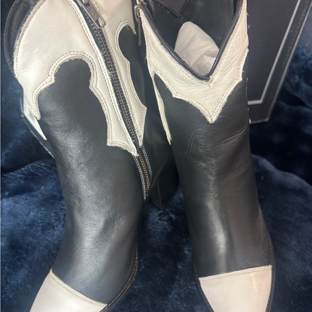 Lucchese Michelle Black and White Zip Collar Booties - Picture 15 of 16